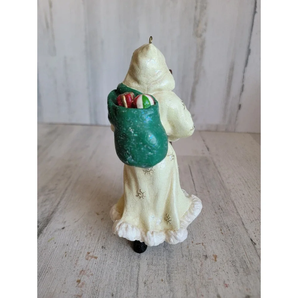 Santa‎ Claus white robe folk art rustic ornament Xmas glitter